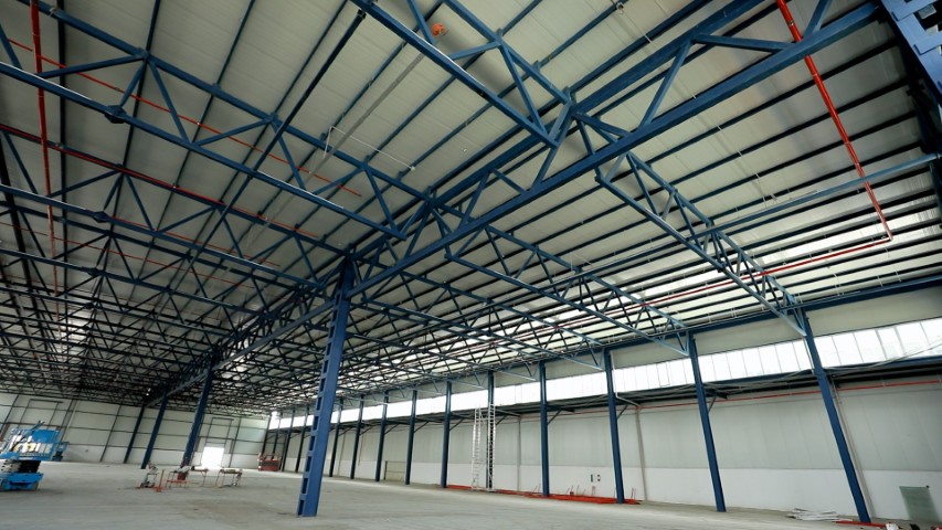 9J6A2185.00_02_08_30.Still003